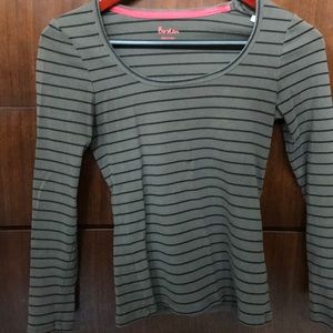 Beautiful Boden long sleeve tee!